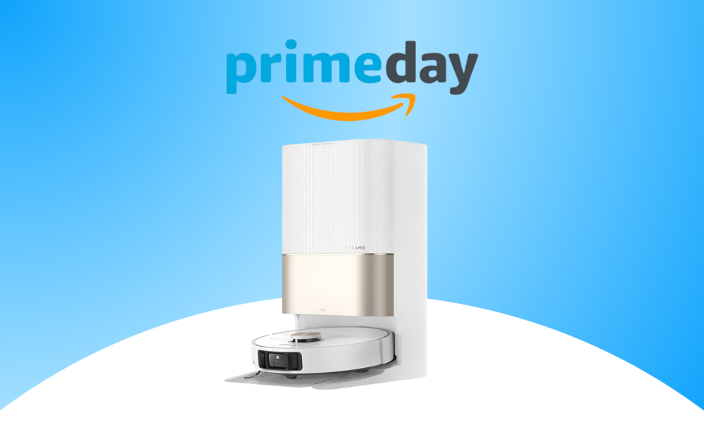 Das Logo des Prime Day 2024, darunter der dreame X40 Ultra Saug- und Wischroboter in Weiß in der Reinigungsstation | © Amazon/dreame