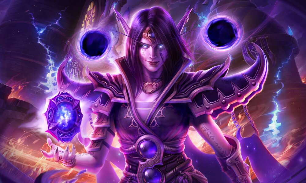 Magierin mit langen spitzen Ohren und glühenden Augen hält eine leuchtende Sphäre in der Hand, vor ihr ein violett erstrahlendes magisches Ritual. | © Blizzard
