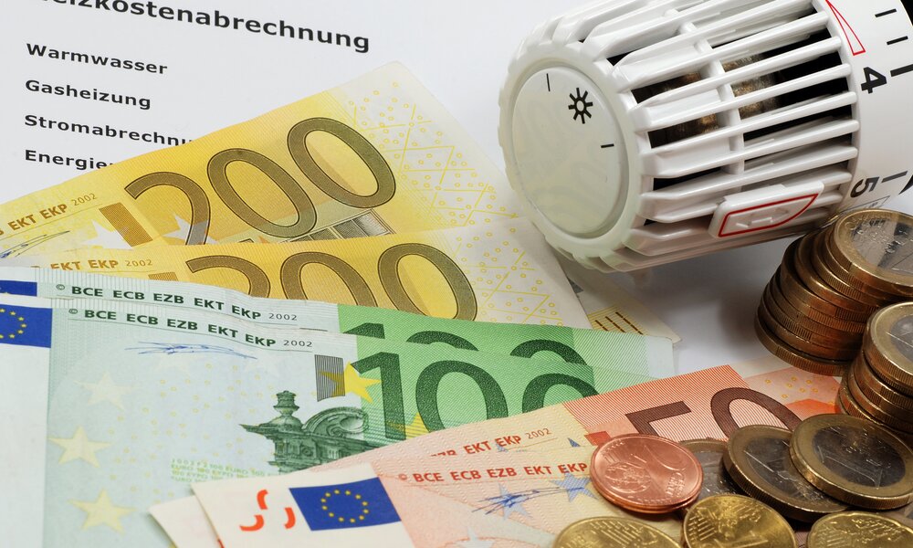 So senkst du deine Heizkosten effektiv: 7 einfache Tipps für mehr Ersparnis – ohne Komfortverlust! | © Adobe Stock/ gourmecana