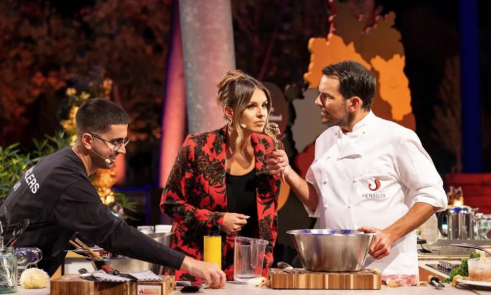 „Deutschland grillt den Henssler“-Finale eskaliert: Heftiger Zoff zwischen Henssler und Wontorra! | © Vox/Screenshot