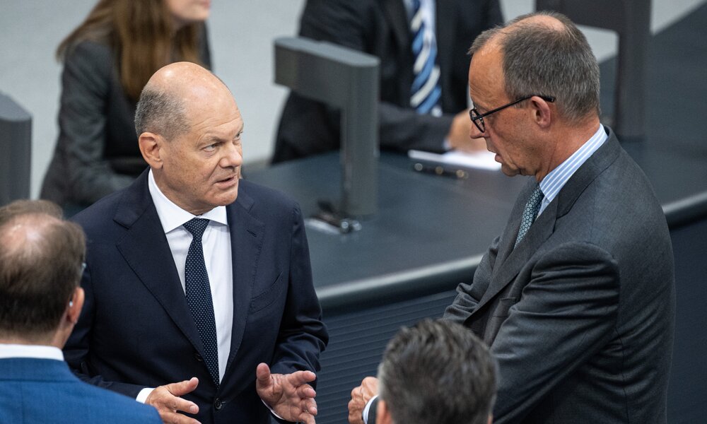 Geplante TV-Duelle in der Kritik: ARD & ZDF rechtfertigen sich | © Imago