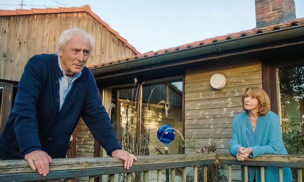 „Weißt du noch“: Für die neue TV-Komödie verlängerte Senta Berger ihre Karriere | © ARD