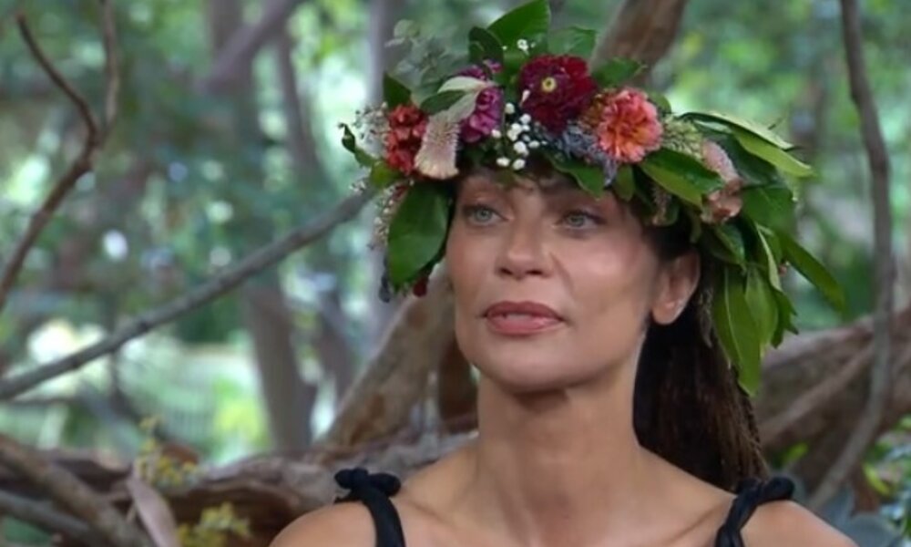 Reue beim „Dschungelcamp“-Wiedersehen: Lilly Becker überrascht mit Entschuldigung | © RTL/Screenshot