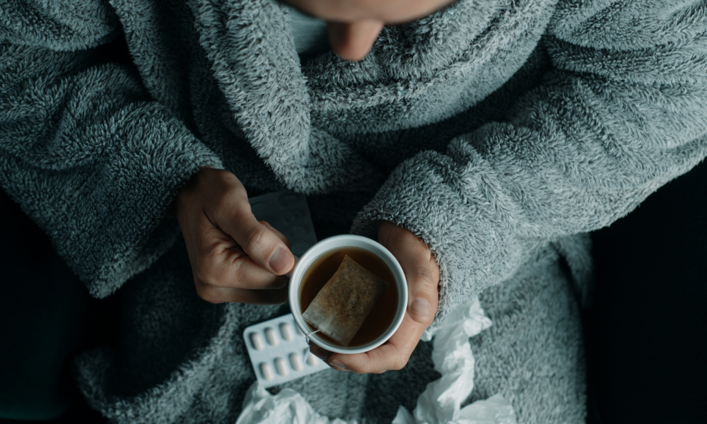 Tee_Kopfweh | © Adobe Stock/nito