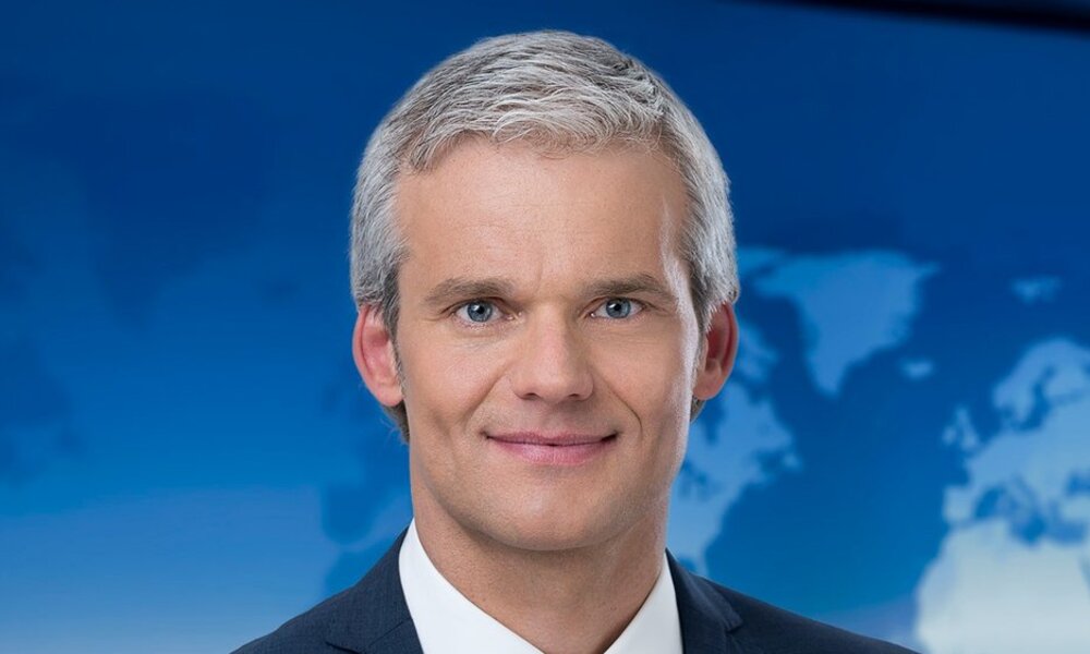 Thorsten Schröder im "Tagesschau"-Studio | © NDR/Thorsten Jander