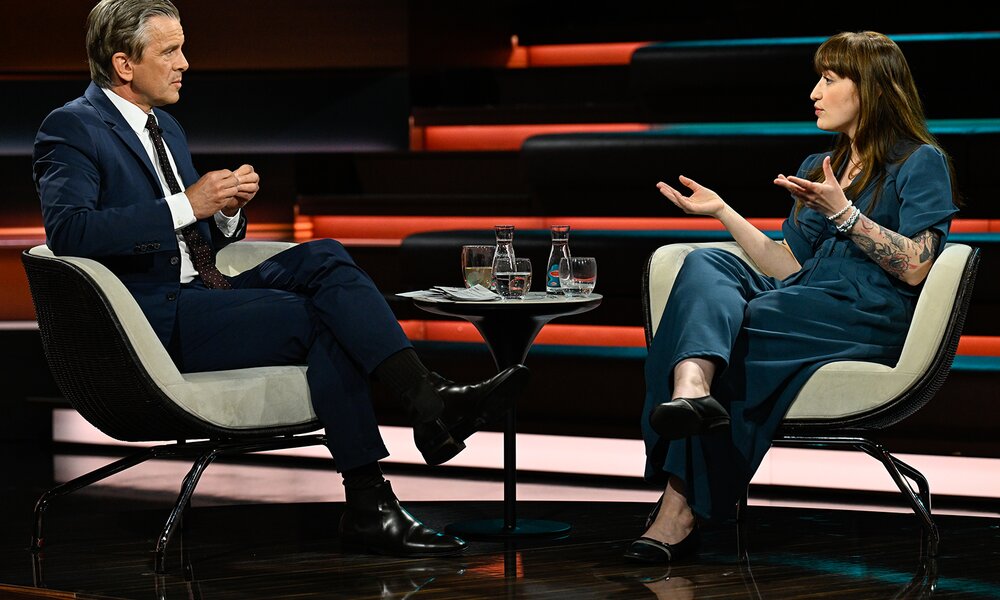 „Markus Lanz“: Heidi Reichinnek legt sich mit Moderator an und wird vorgeführt | © ZDF