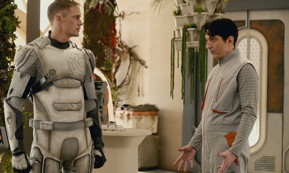 Alexander Skarsgard als Murderbot | © Apple TV+