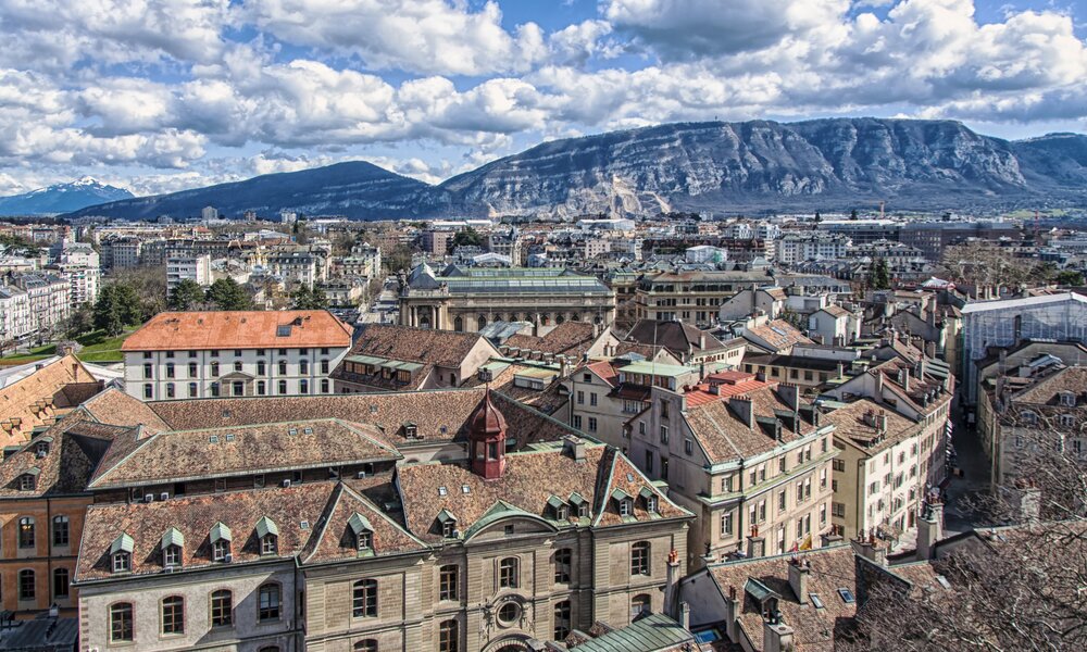 Altstadt von Genf | © gettyimages / Filippo Maria Bianchi