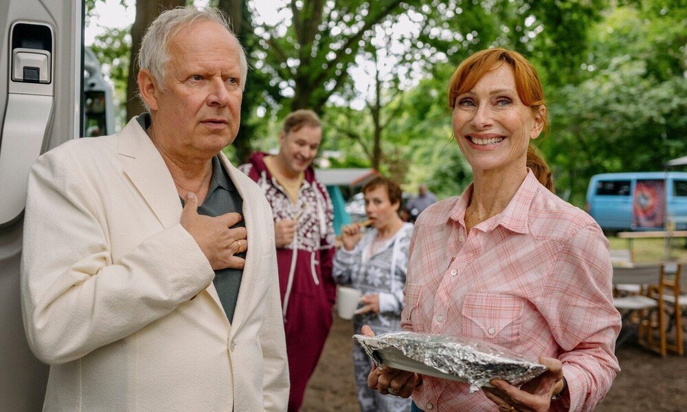 Gundula (Andrea Sawatzki) und Gerald (Axel Milberg) im Kurzurlaub. | © ZDF