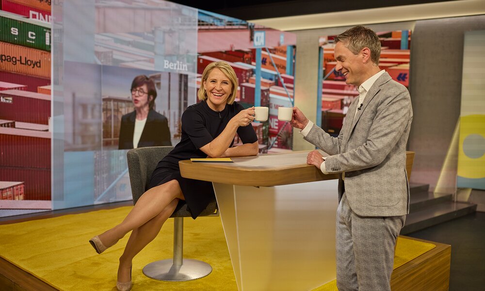 ARD-„Morgenmagazin“: So funktioniert Deutschlands früheste TV-Sendung | © Boris Breuer / HÖRZU