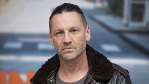 „Unter uns“: David hört seinen Vater – kommt Rolf Jäger zurück?