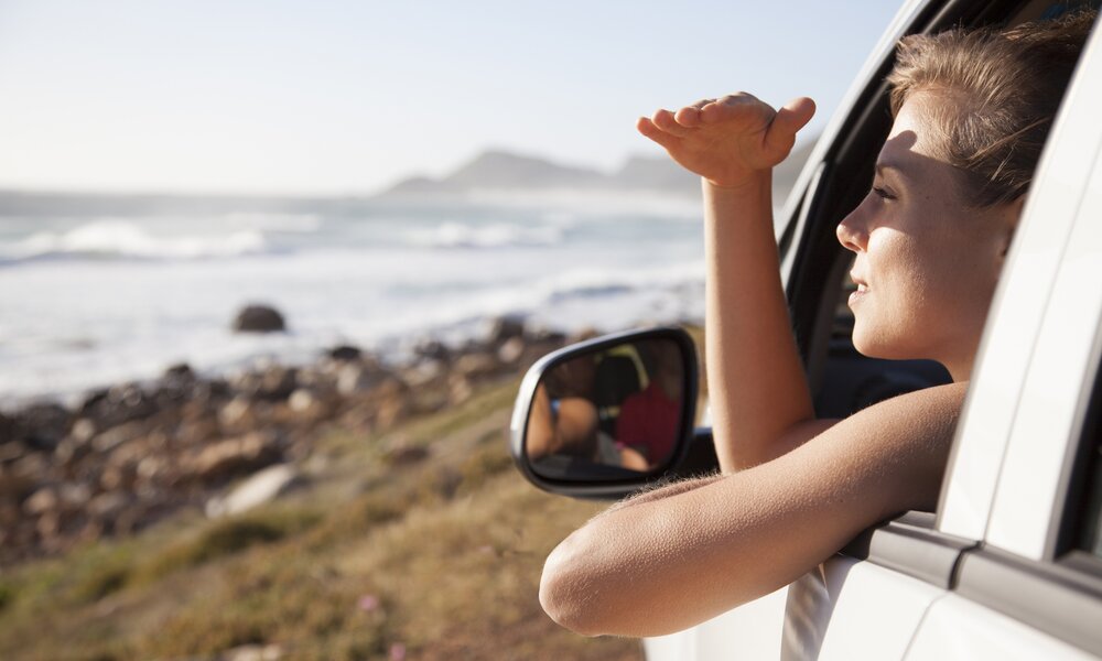Mit dem Auto im Urlaub: Hier droht im Ausland Bußgeld | ©  Getty Images / Alistair Berg