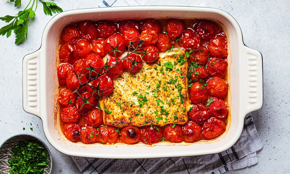 Ofentomaten mit Käse | © Getty Images / vaaseenaa