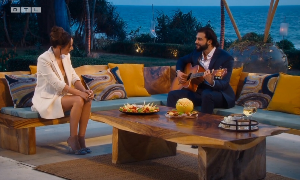 Bachelorette und Kinan | © RTL