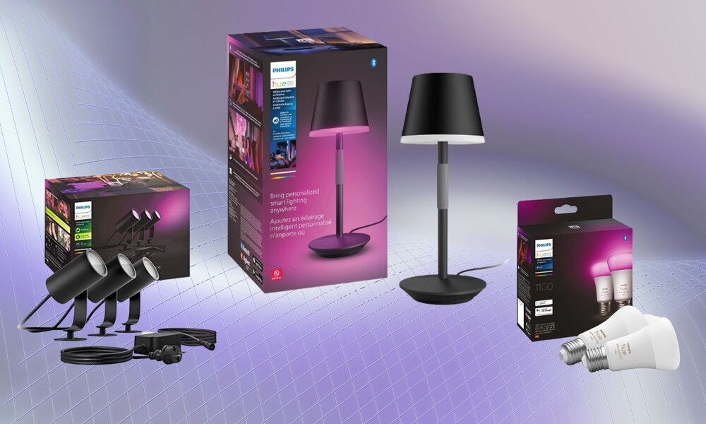 Philips Hue Lampe, Gartenstrahler und Glühbirnen nebeneinander | © Amazon