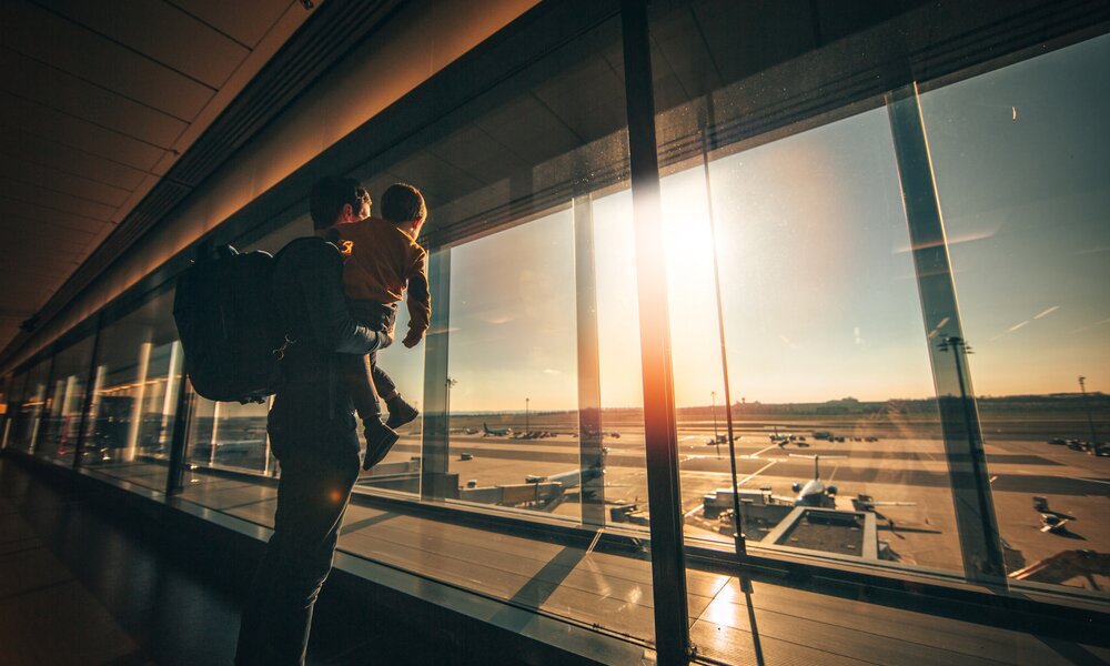 Flughafen | © Getty Images/AleksandarNakic
