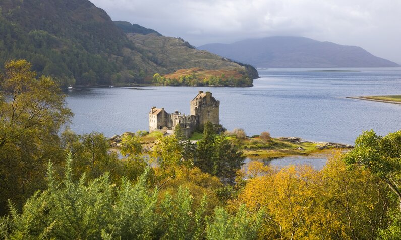 Ein Schloss in den schottischen Highlands | ©  Getty Images / David C Tomlinson