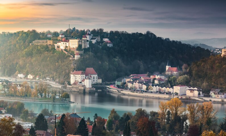 Häuser in Passau an der Donau | ©  Getty Images / Sergey Alimov