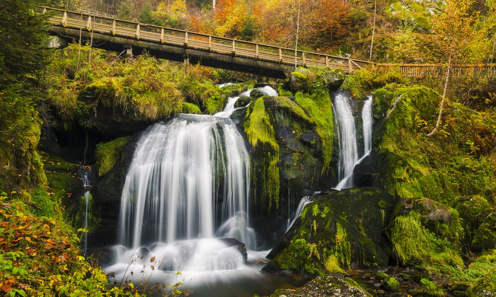 Der Triberg-Wasserfall im Schwarzwald | ©  Getty Images / © Marco Bottigelli