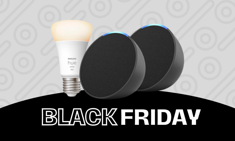 Zwei Echo Pop und eine Philips Hue-Glühbirne | © Amazon