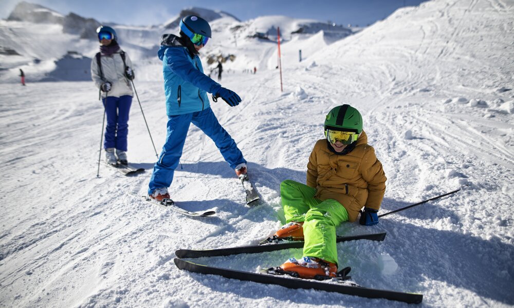 Kinder auf der Piste | ©  Getty Images / Imgorthand
