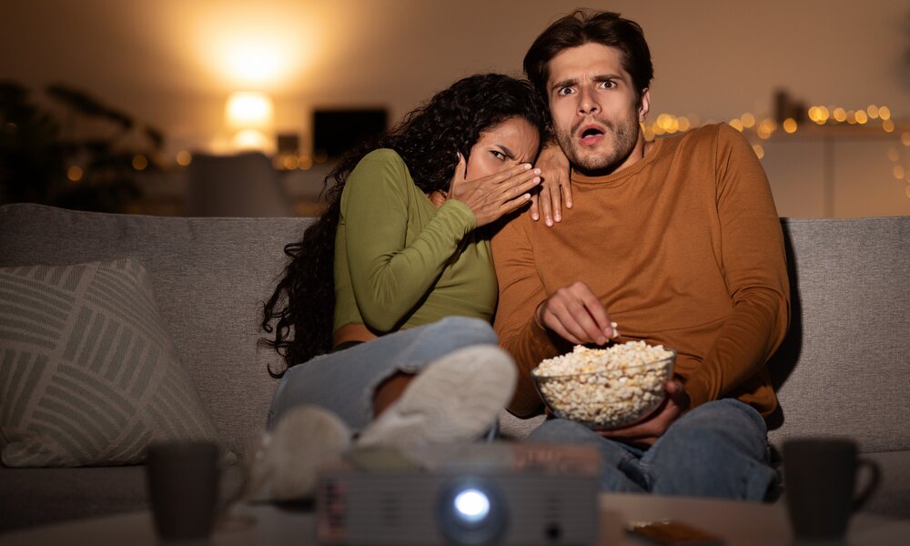 Kalorienkiller_Horrorfilm | © Getty Images/Prostock-Studio