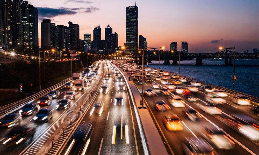 Autobahn | © Getty Images/Insung Jeon