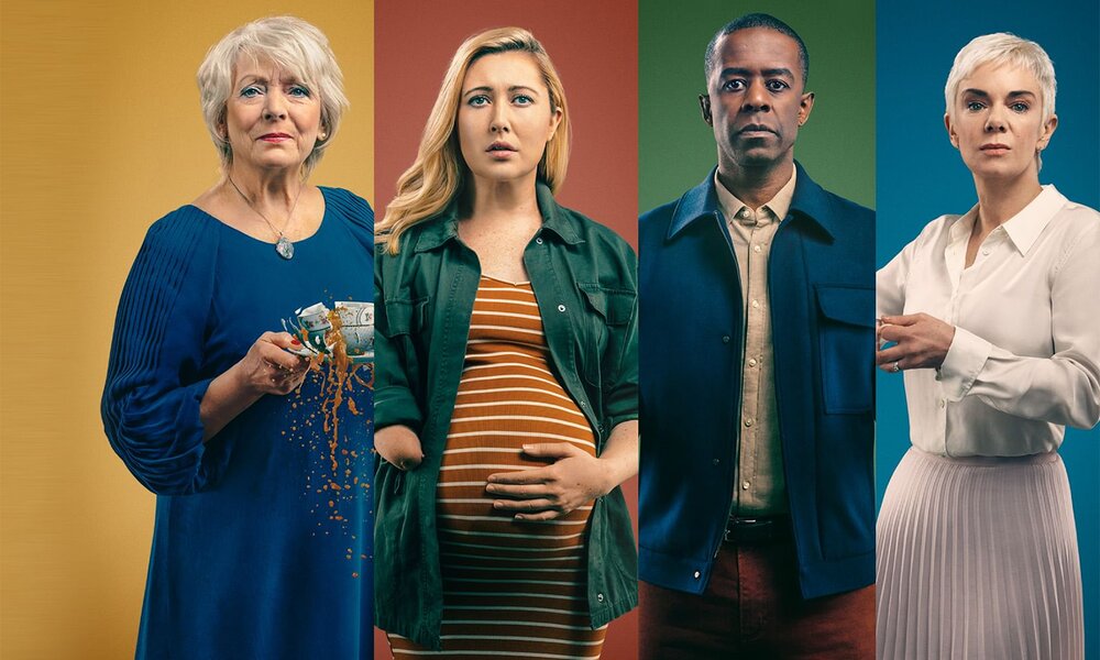 Die britische Dramedy-Serie erzählt die Geschichte von vier Parteien, die sich ein Haus in Manchester teilen. | © BBC