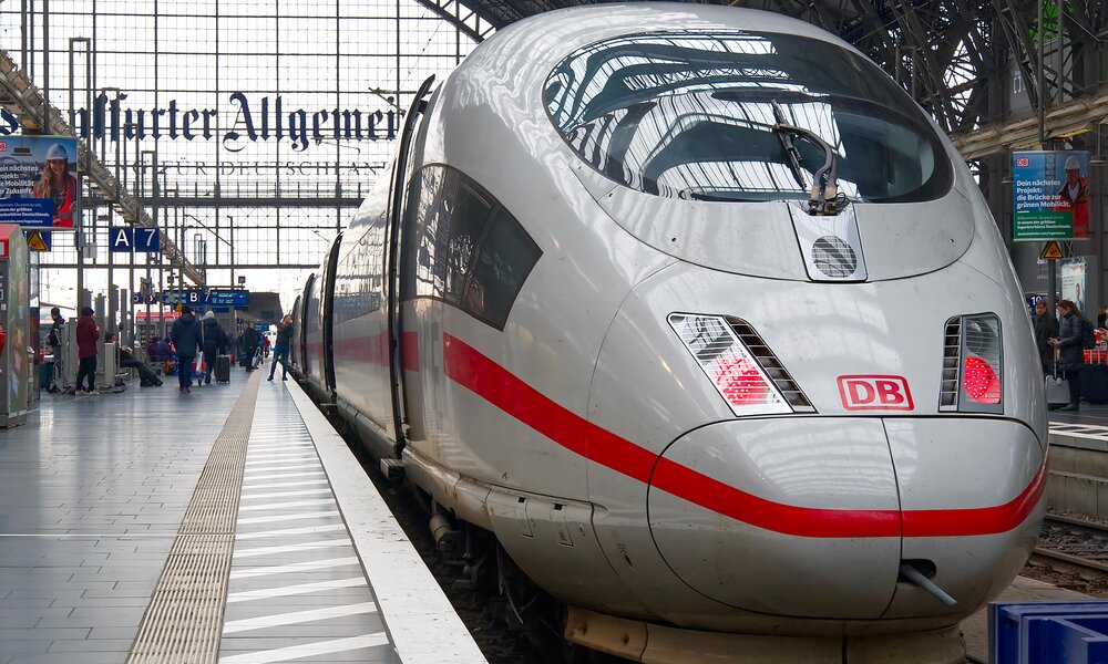 ICE in Frankfurt | ©  Getty Images / InFocus.ee