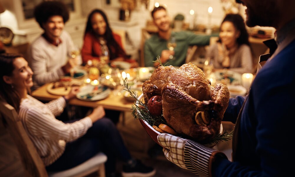 Traditionelles Weihnachtsessen | © Getty Images/Drazen Zigic
