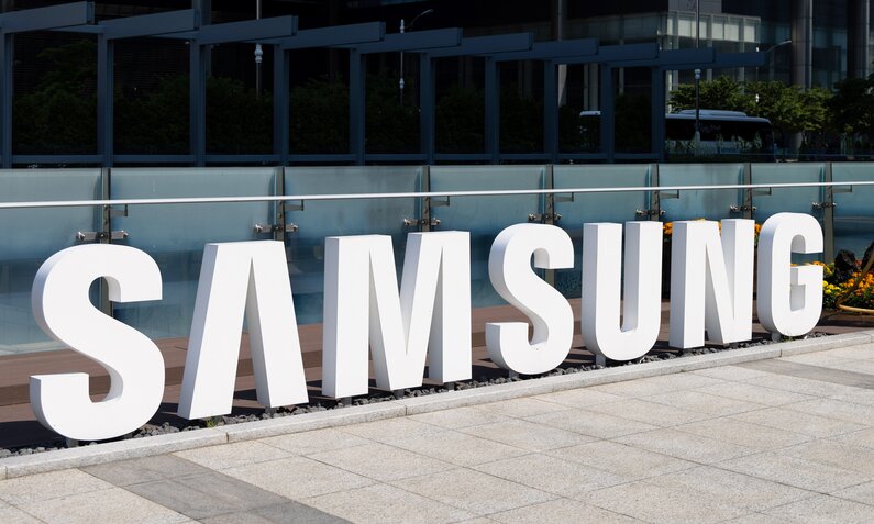 Samsung-Logo in groß | © Getty Images/Bloomberg