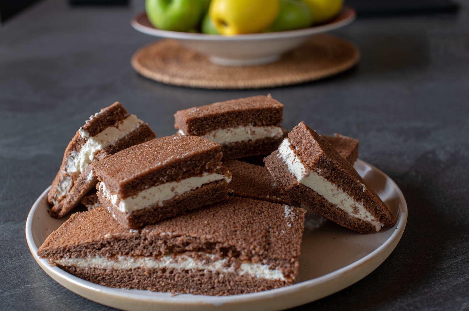 Kinderleicht zubereitet: So einfach machst du Milchschnitte selber!