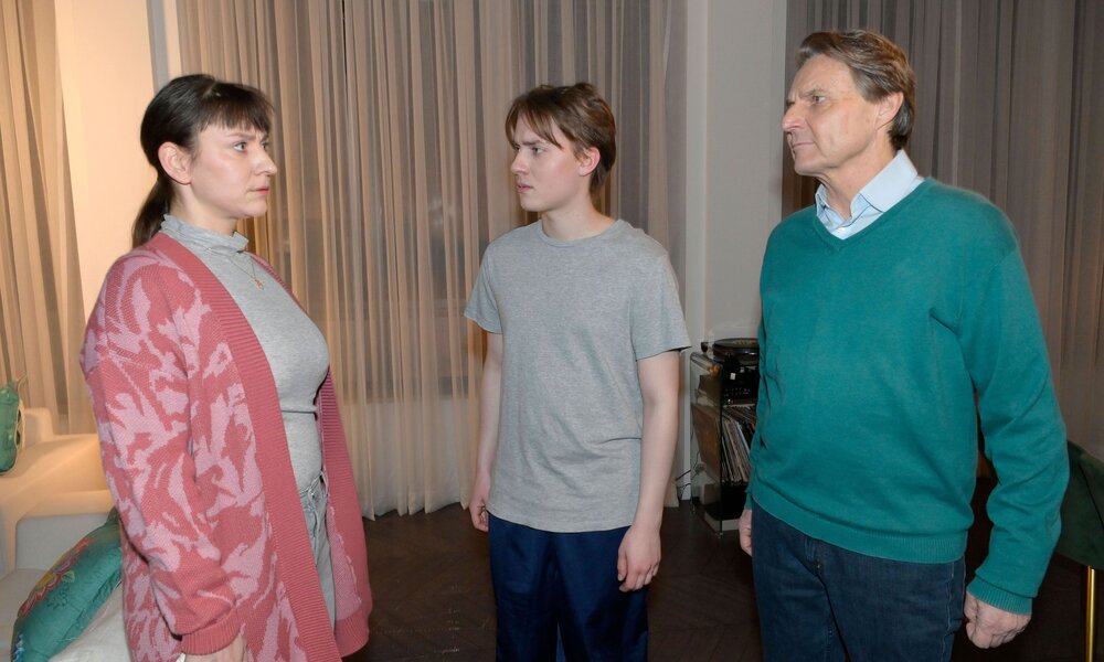 Eva (Kati Thiemer), Lukas (Oliver Szerkus, M.), Jo Gerner (Wolfgang Bahro) | © RTL/Rolf Baumgartner