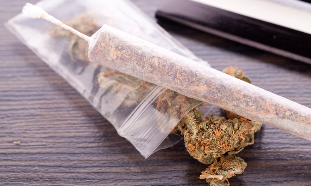 Joint und Marihuana | ©  Adobe Stock/ Remo