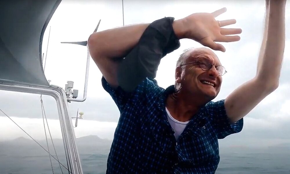 ARD-Meteorologe Sven Plöger geriet mit der Forschungsjacht „Eugen Seibold“ in einen heftigen Sturm. | © ARD