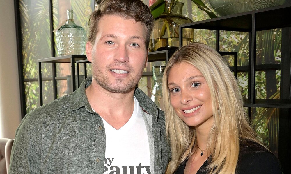 Raúl Richter und Vanessa Schmitt sind seit 2018 zusammen. | © RTL