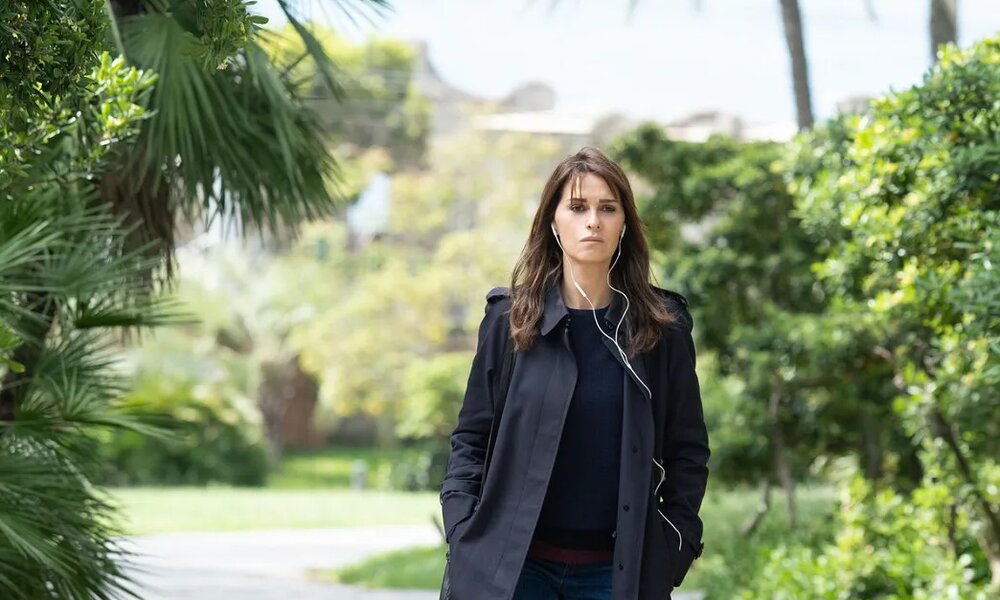 Auch in der zweiten Staffel von "Mord in Genua - Ein Fall für Petra Delicato" ermittelt Petra (Paola Cortellesi) gelegentlich auf eigene Faust. | © ZDF