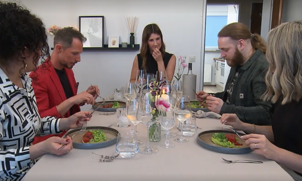 Gäste bei ,,Das perfekte Dinner‘‘ | © Screenshot Vox/RTL+ 