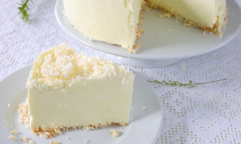 Wunderbar leicht: Low Carb Kokos-Quarkkuchen ohne Zucker aus dem Thermomix