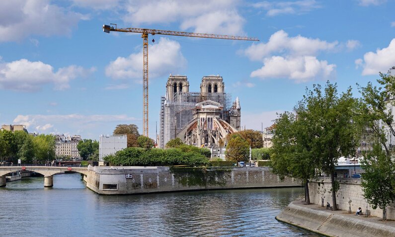 Notre-Dame Panorama | © IMAGO / Andia