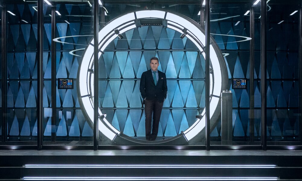 Rufus Sewell in der Netflix-Serie "Kaleidoskop" | © Netflix/Clifton Prescod