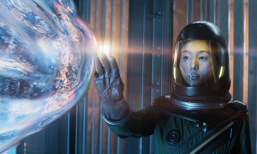 Shioli Kutsuna in der Apple TV+ Serie "Infiltration" ("Invasion") | © Apple TV+