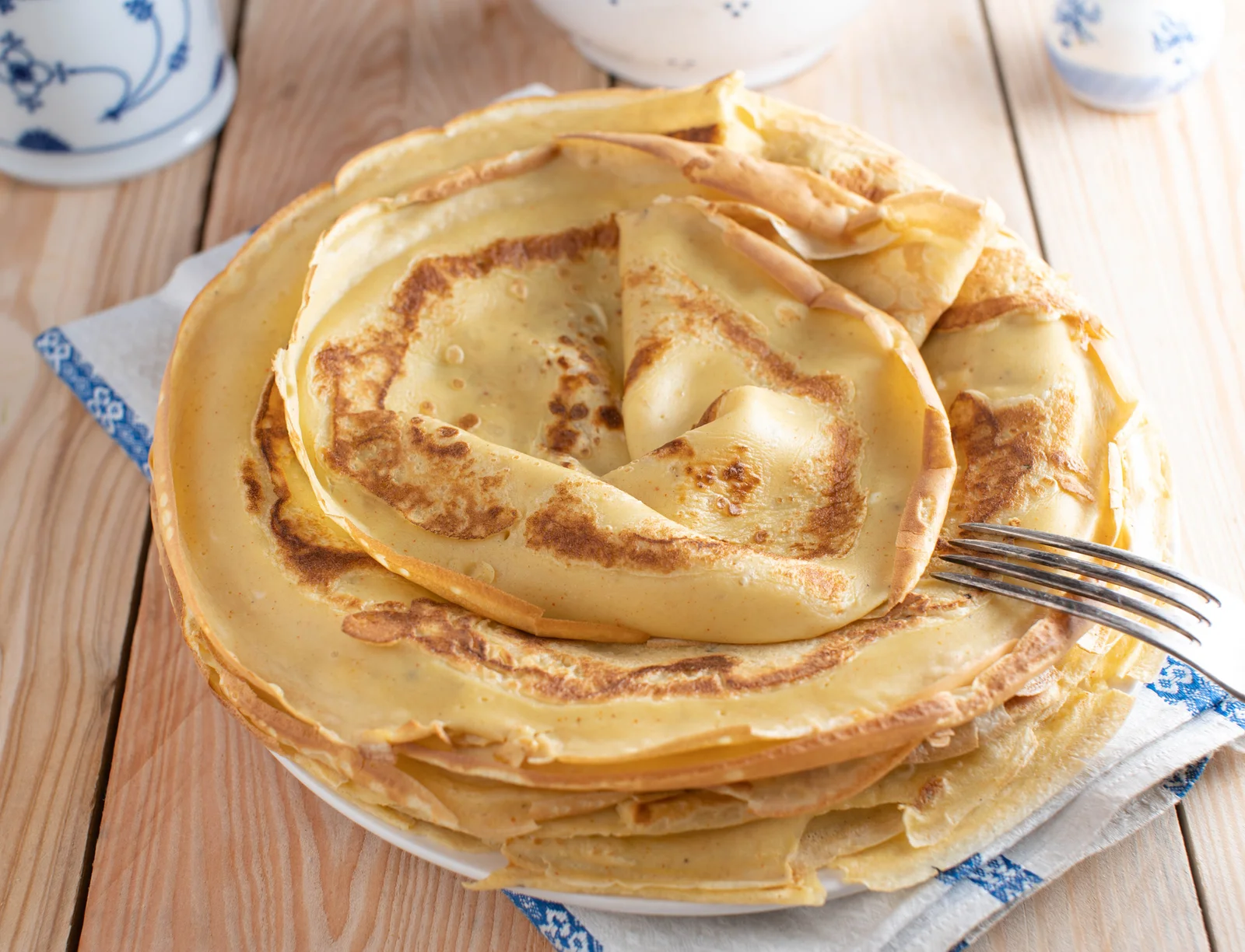 Gelingsicheres Grundrezept: Hauchdünne Pfannkuchen
