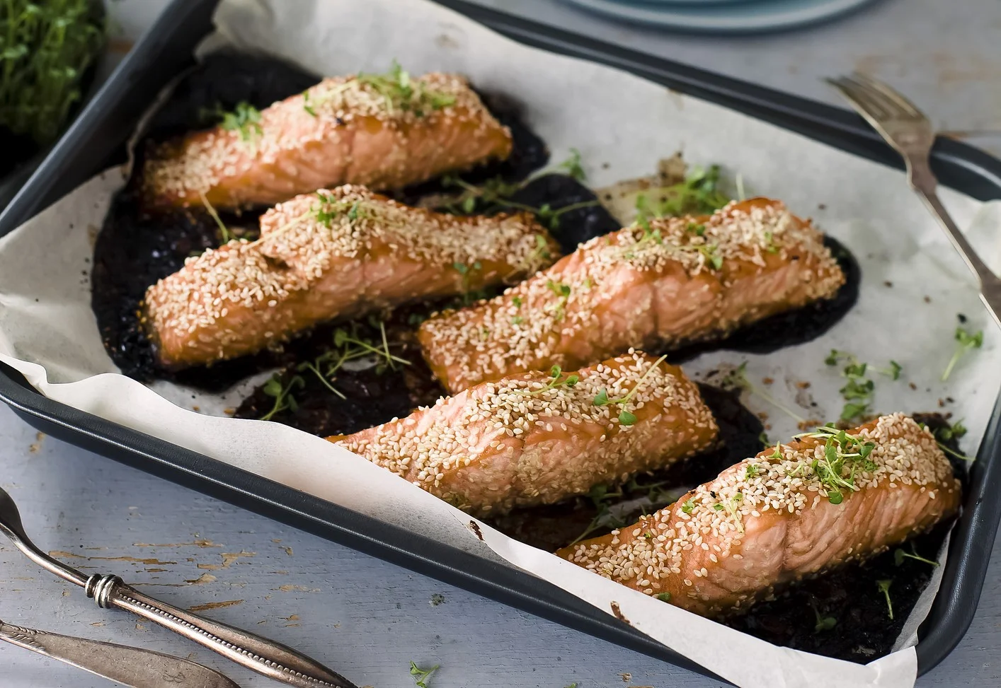 Genuss in Minuten: Einfaches Rezept für Wildlachs mit knuspriger ...