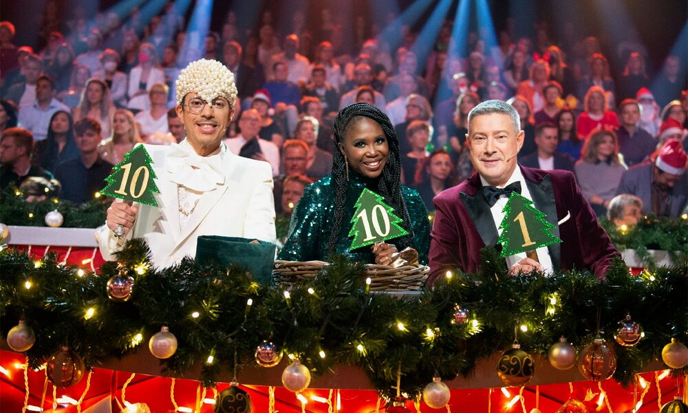 Neben den Zuschauern bewertet auch die legendäre „Let's Dance“-Jury die Tanzpaare. | © RTL