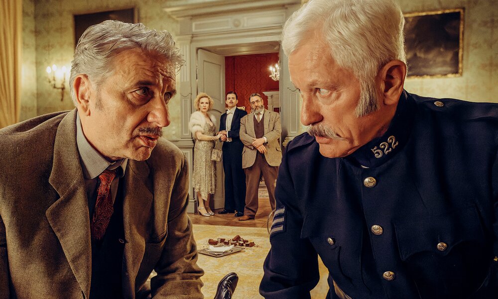 Detective Chief Inspector Francis Lightmyer (Udo Wachtveitl) und Detective Constable Ivor Partridge (Miroslav Nemec) suchen den Mörder eines Butlers. | © BR