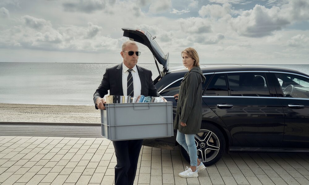 Simon Kessler (Heino Ferch) mit seiner Geliebten Silke Broder (Anja Kling) - die etwas vor ihm verheimlicht. | © ZDF