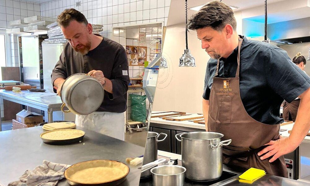 Tim Mälzer vs. René Frank war das zweite Duell bei der aktuellen Staffel von "Kitchen Impossible" | © VOX